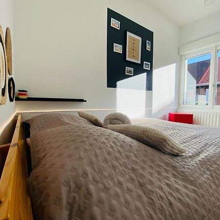 Chambre Privee Au Coeur De Calais Eksteriør billede