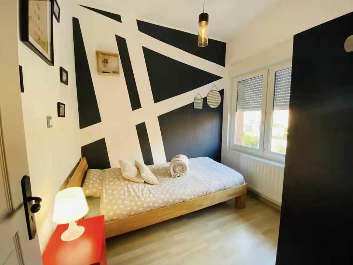 Chambre Privee Au Coeur De Calais Eksteriør billede